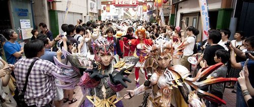 【悲報】オタク文化、完全に世俗化しちまう・・・・・・・・・