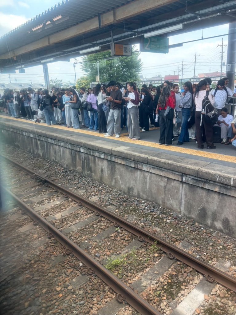 【画像】日本の駅が完全にインドｗｗｗｗｗｗｗｗｗｗｗｗｗｗｗｗｗｗｗｗｗｗ