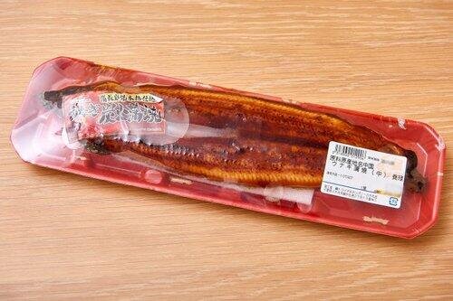【朗報】スーパーの1尾800円中国うなぎをレンチンしてご飯に乗せて食う←これｗｗｗｗｗｗｗｗｗｗ