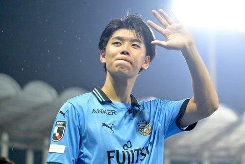 【悲報】高井幸大さん、トットナムからシントトロイデンへ期限付き加入 背番号4・・・・・・・・・